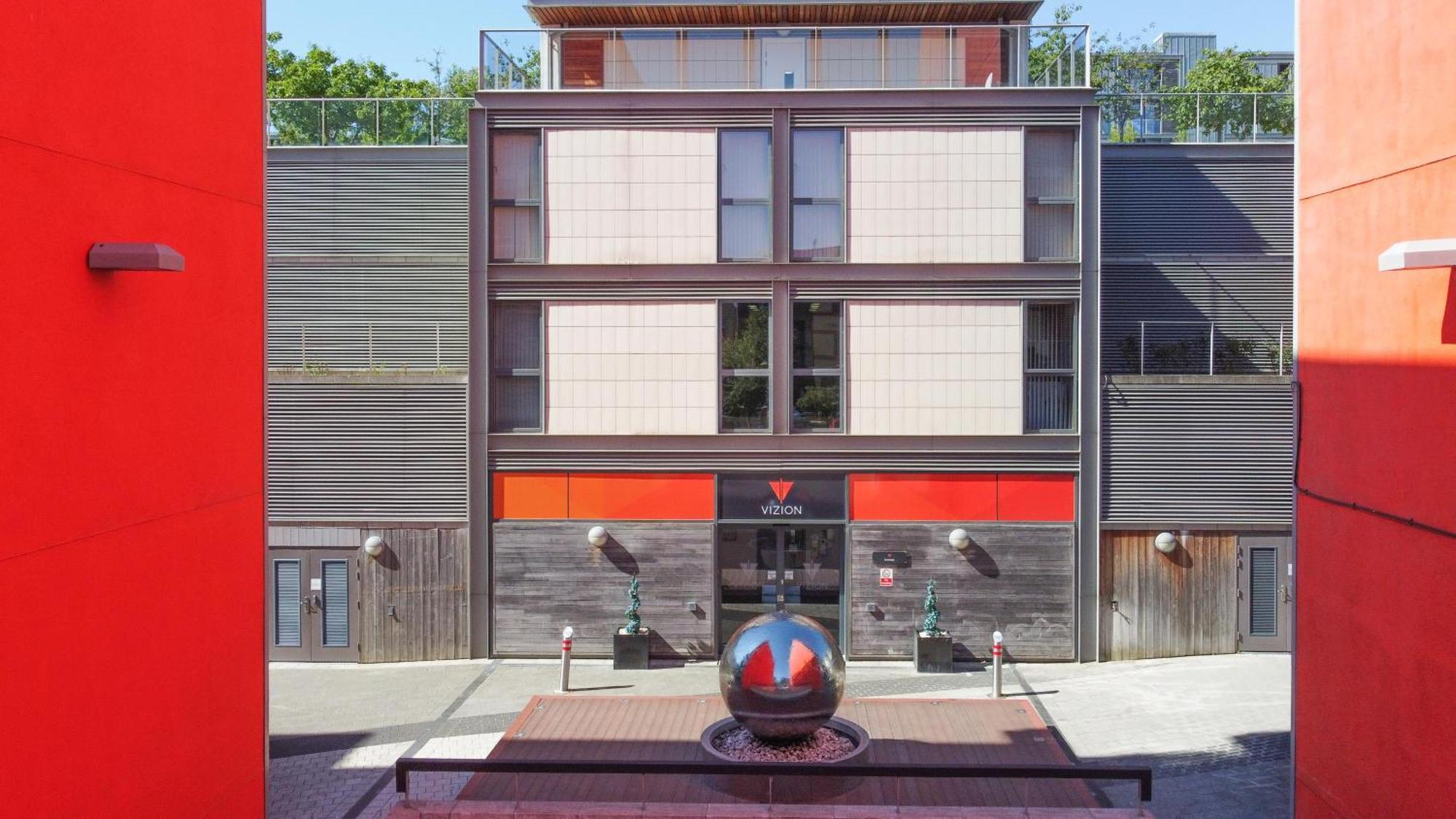 Cotels At Vizion Serviced Apartments, Superfast Broadband, Central Location, Free Parking, Fully Equipped Kitchen 米尔顿凯恩斯 外观 照片